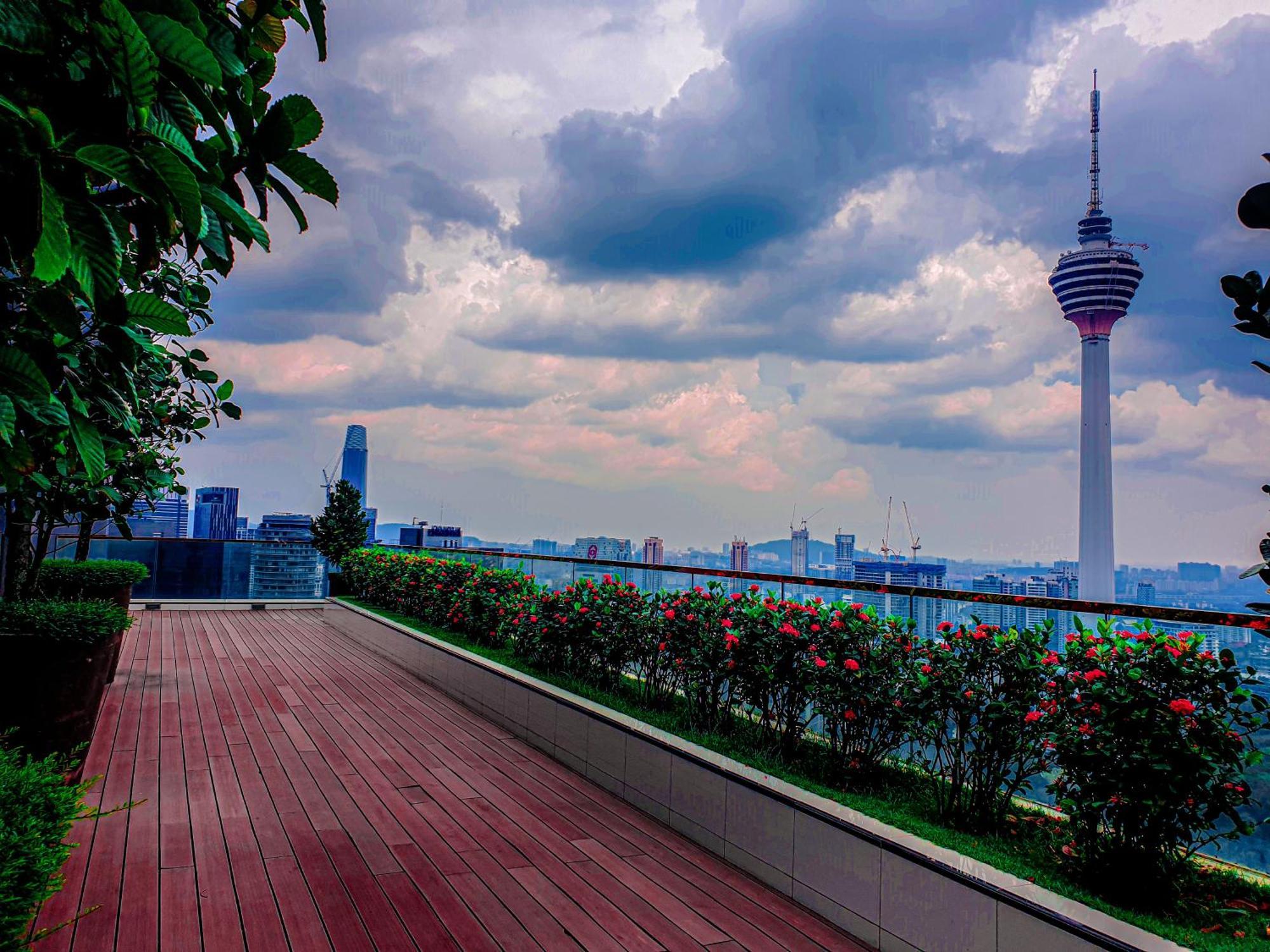 Skyward Suites At Platinum Klcc Kuala Lumpur Esterno foto